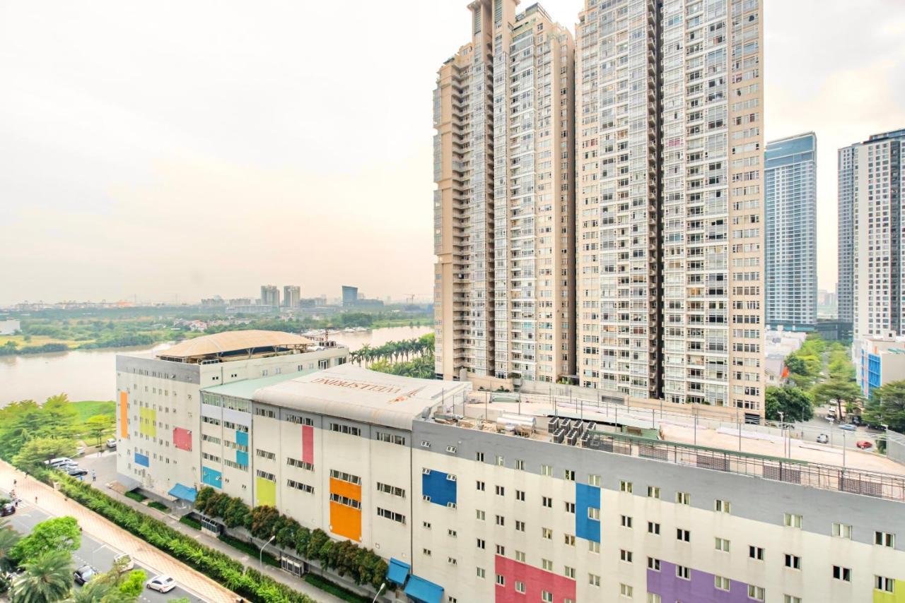 Moxy Hcmc Aparts - Vinhomes Central Park, Ice Rink 호치민 외부 사진